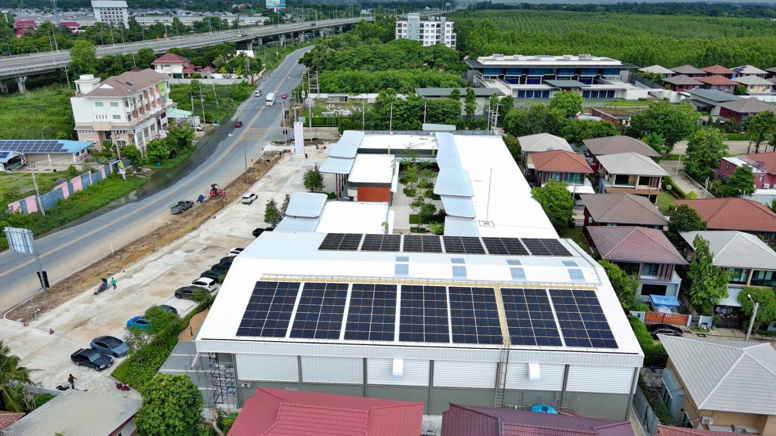 งานติดตั้งหลังคาเมทัลชีทโรงงานอุตสาหกรรม โดย S.W. Roofing Engineering